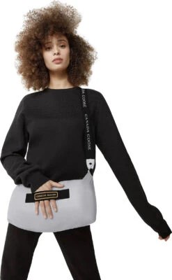 Canada Goose Cypress Puffer Jacket - Women's|-|Manteau Matelassé Cypress - Femme -Canada Goose CGO 2239L 7E 7EFront1 20Black 4d2f5154 589d 455b b8fa 1a39bcdf8b98