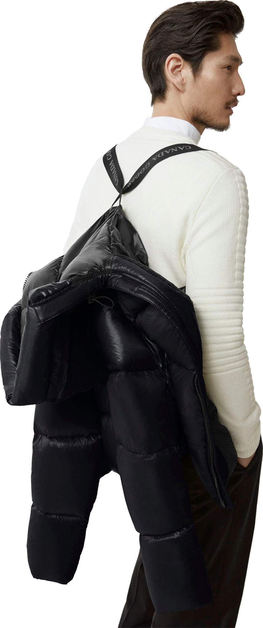 Canada Goose Crofton Puffer Jacket - Black Disc - Men's|-|Manteau Matelassé Crofton - Écusson Noir - Homme 17 Canada Goose Crofton Puffer Jacket - Black Disc - Men's|-|Manteau Matelassé Crofton - Écusson Noir - Homme - Image 15