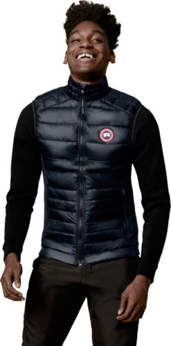 Canada Goose HyBridge Lite Vest Q - Men's|-|Veste Q HyBridge Lite - Homme 20 Canada Goose HyBridge Lite Vest Q - Men's|-|Veste Q HyBridge Lite - Homme -Canada Goose CGO 2715M 7E 7EFront 20Atlantic 20Navy