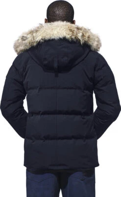 Canada Goose Wyndham Parka Black Label - Men's|-|Parka Wyndham Black Label - Homme 26 Canada Goose Wyndham Parka Black Label - Men's|-|Parka Wyndham Black Label - Homme -Canada Goose CGO 3808MB 7EAdmiral 20Blue 7EMODELBACK