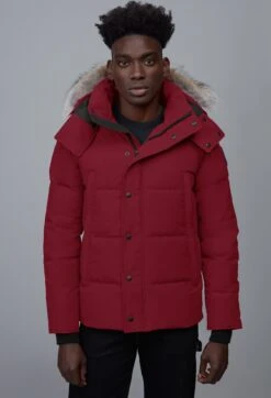 Canada Goose Wyndham Parka Black Label - Men's|-|Parka Wyndham Black Label - Homme 39 Canada Goose Wyndham Parka Black Label - Men's|-|Parka Wyndham Black Label - Homme -Canada Goose CGO 3808MB 7E 7EA 20Inferno 20Red