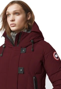 Canada Goose Elmwood Parka - Women's|-|Parka Elmwood - Femme 31 Canada Goose Elmwood Parka - Women's|-|Parka Elmwood - Femme -Canada Goose CGO 3815L 7E 7EDetail2 20Bordeaux
