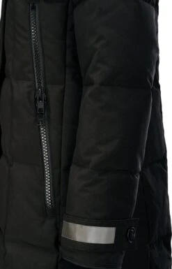 Canada Goose Elmwood Parka - Women's|-|Parka Elmwood - Femme 26 Canada Goose Elmwood Parka - Women's|-|Parka Elmwood - Femme -Canada Goose CGO 3815L 7E 7EStudio 20Detail 20Black e068ea35 7ad3 4502 9a36 436e542f8137