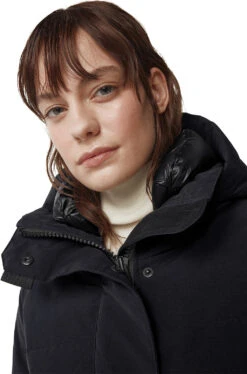 Canada Goose Bennett Black Label Parka - Women's|-|Parka Bennett Black Label - Femme -Canada Goose CGO 3817LB 7E 7EDetail1 20Navy 19a83e9e 1700 49e4 8aed f04eef3285a1