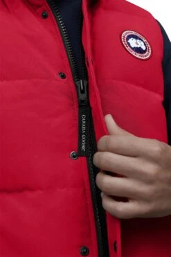 Canada Goose Garson Vest - Men's|-|Veste Garson - Homme 37 Canada Goose Garson Vest - Men's|-|Veste Garson - Homme -Canada Goose CGO 4151M 7E 7EDetail4 20Red 4e307c27 8035 4b88 811c 08a8be86d460