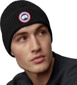 Canada Goose Arctic Disc Rib Toque - Men's|-|Tuque Côtelée Arctic Disc - Homme -Canada Goose CGO 5026M 7E 7EFront 20Black
