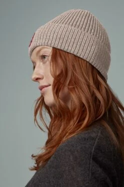 Canada Goose Arctic Disc Rib Toque - Men's|-|Tuque Côtelée Arctic Disc - Homme -Canada Goose CGO 5026M 7E 7Eside 20Tan 20Heather