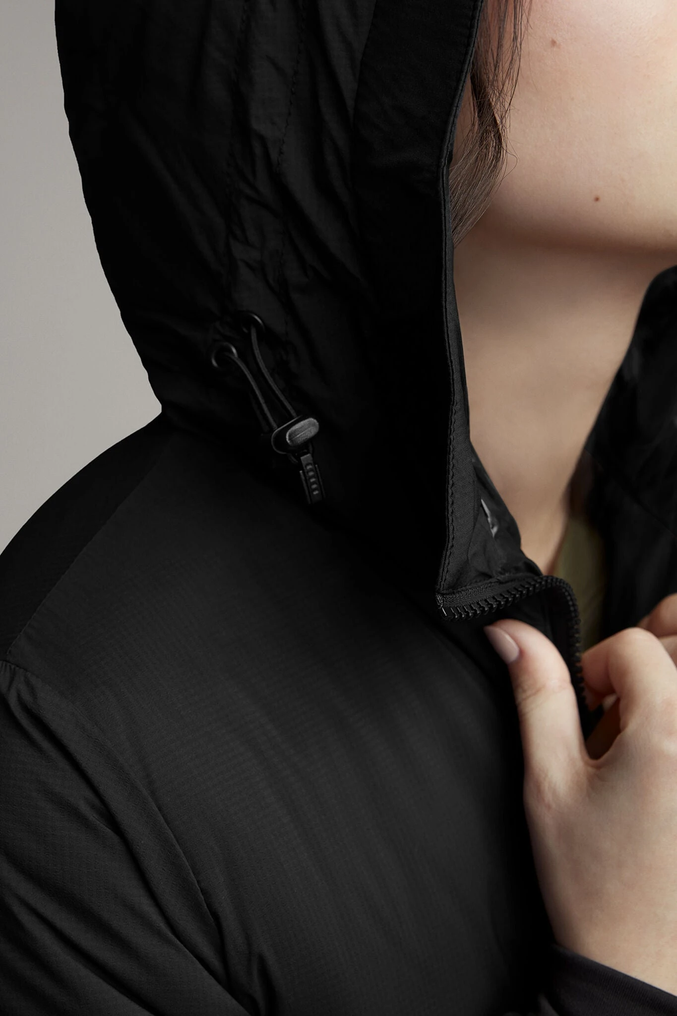 Canada Goose Camp Hoody Matte Finish - Women's|-|Manteau à Capuchon Camp Finition Mate - Femme 13 Canada Goose Camp Hoody Matte Finish - Women's|-|Manteau à Capuchon Camp Finition Mate - Femme - Image 11