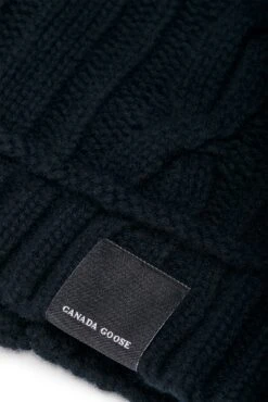 Canada Goose Cable Toque - Women's|-|Tuque Torsadée - Femme -Canada Goose CGO 5261L 7E 7EStudio 20Detail 20Black