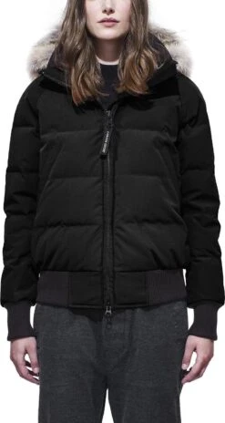 Canada Goose Savona Bomber - Women's|-|Blouson Aviateur Savona - Femme -Canada Goose CGO 7900L 7E 7Efrontman 20black ee13135e 0ccf 4779 b520 4e48fc8df792
