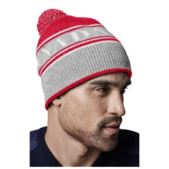 Canada Goose Men's Pom Toque Beanies -Canada Goose CG 104 6002b128 5f7f 44a8 ab88 46ab16726531
