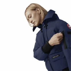 Canada Goose Women's Chilliwack Bomber 30 Canada Goose Women's Chilliwack Bomber -Canada Goose Canada Goose Womens Chilliwack Bomber Atlantic Navy F4